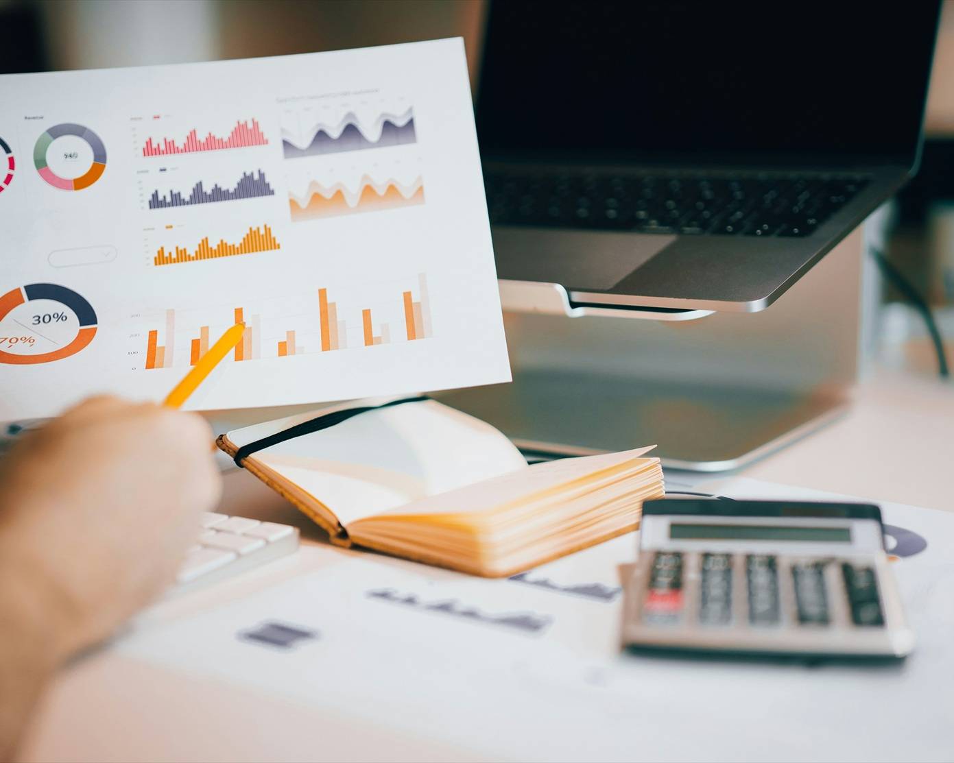 In September 2026, how can SMEs optimize their foreign exchange cost structure?