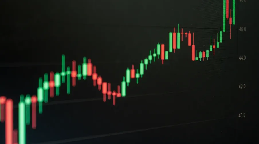 Never Ignore ISK to USD Exchange Rates Again