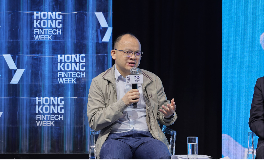 XTransfer Receives Huge Attention in Hong Kong FinTech Week 2024 CEO