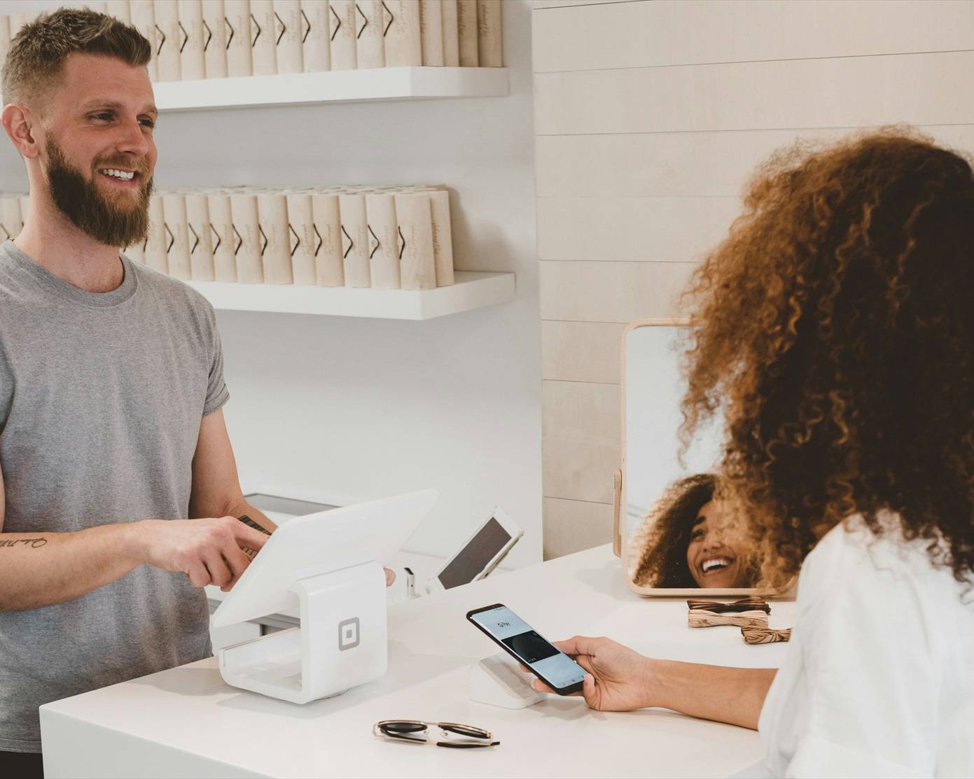 How to Pay Chinese Clothing Suppliers from Ghana?