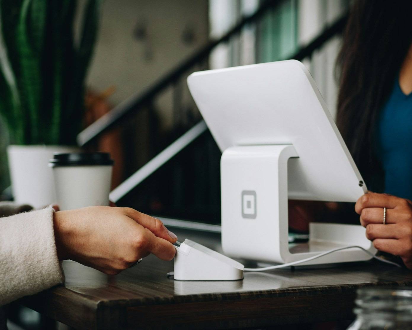 What factors matter when selecting a B2B payment platform in the Philippines in 2026?